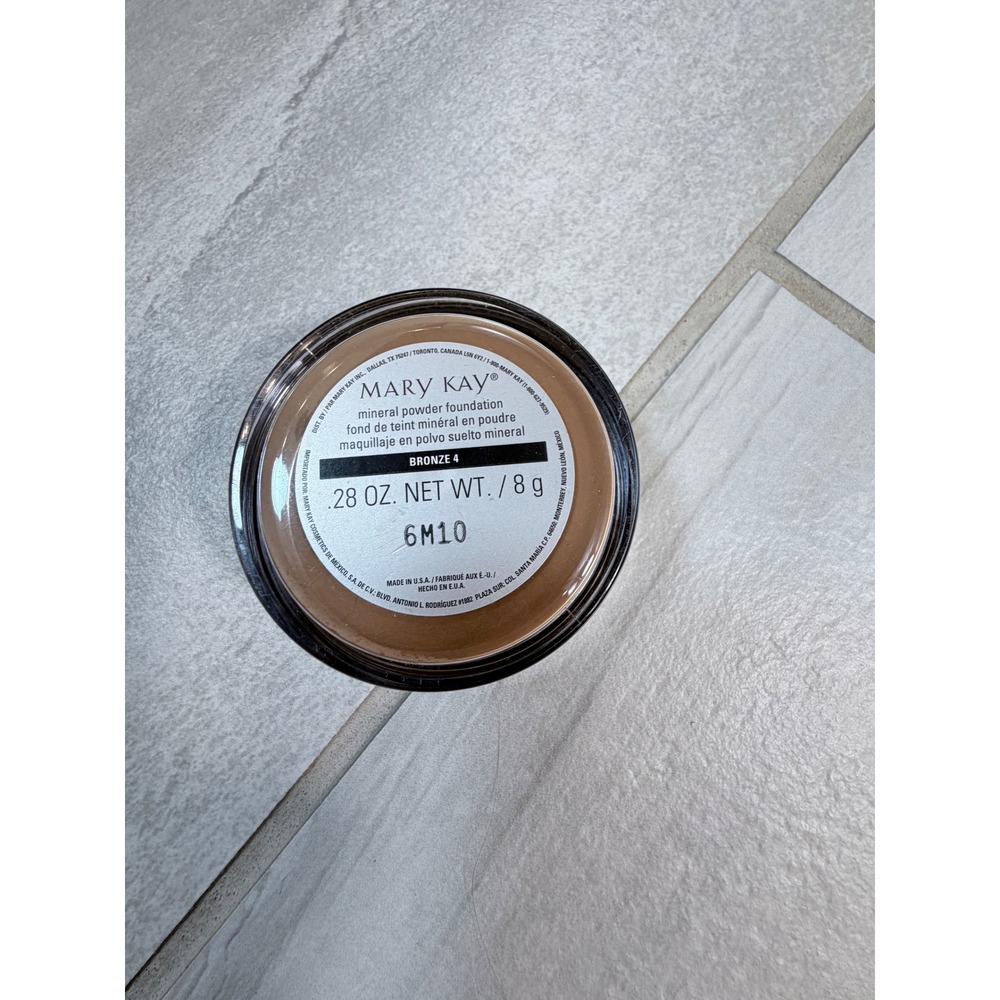 Mary Kay Mineral Powder Foundation Bronze 4 Loose Powder 0.28 oz NWOB